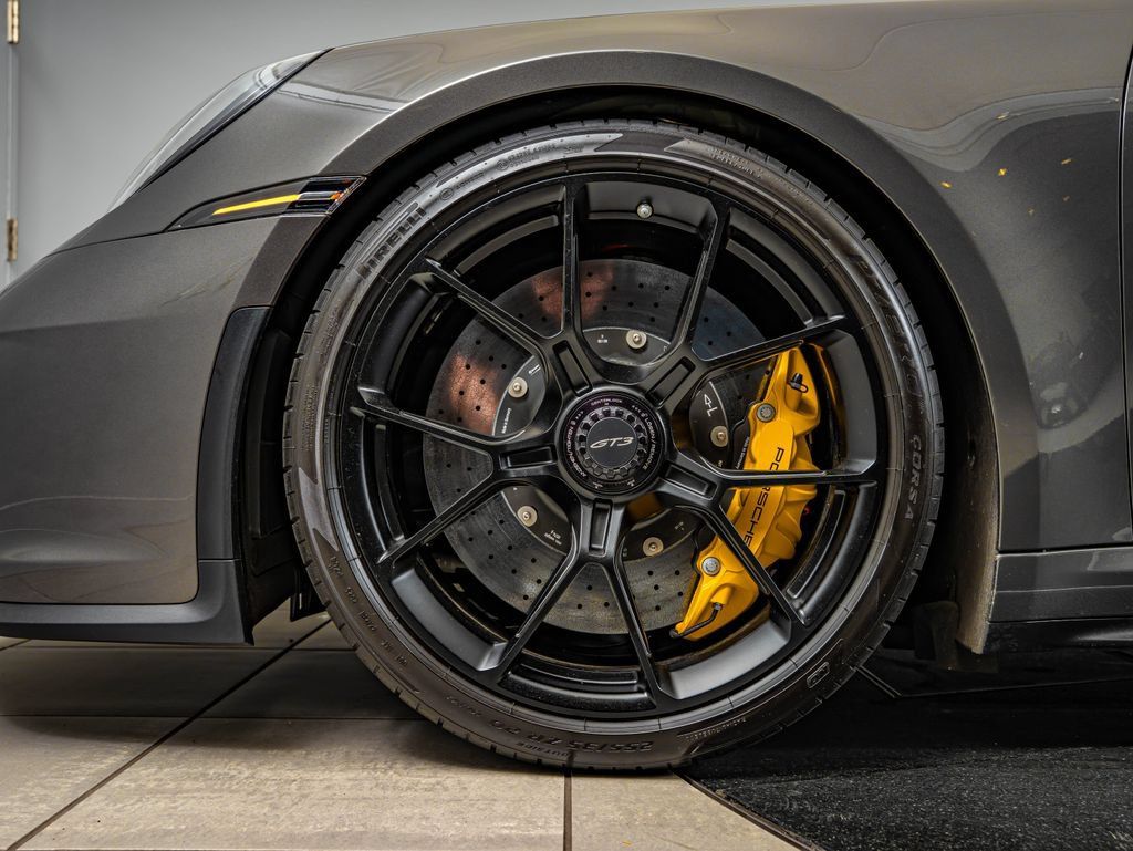 Certified 2022 Porsche 911 GT3 RWD image 14