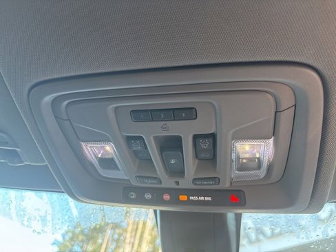 Used 2020 GMC Sierra 1500 SLT w/ SLT Premium Plus Package image 36