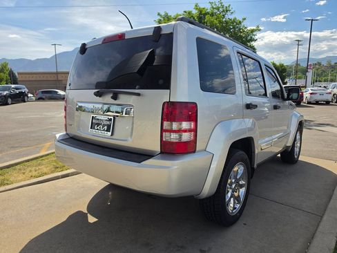 Used 2012 Jeep Liberty Sport AWD/4WD image 5