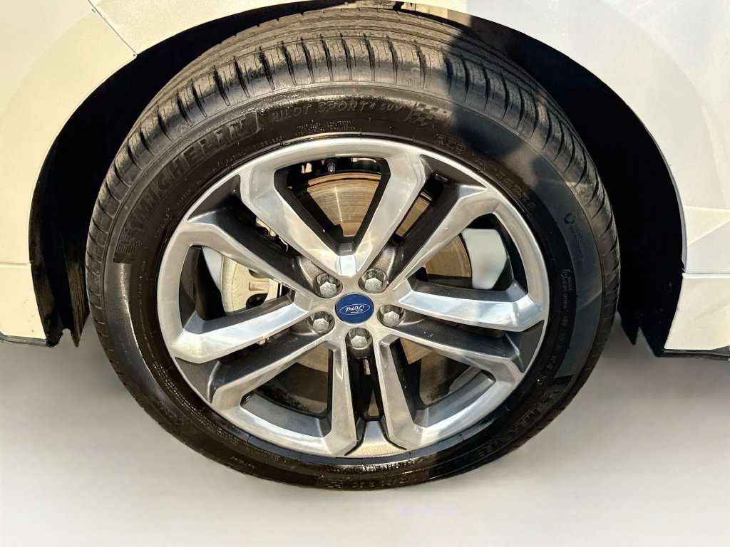 Used 2016 Ford Edge Sport w/ Equipment Group 401A AWD/4WD image 37