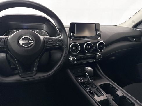 Used 2025 Nissan Sentra S FWD image 29