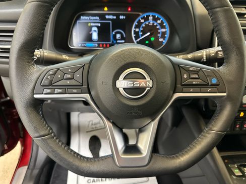 Certified 2023 Nissan Leaf SV Plus image 12