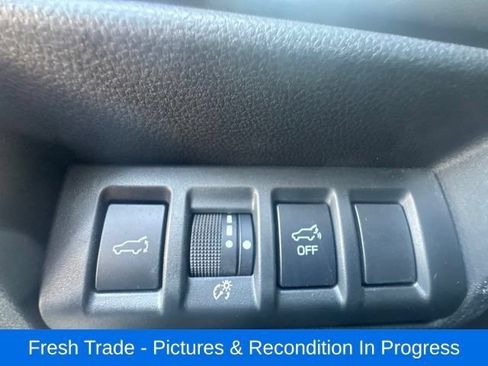 Used 2024 Subaru Outback Touring w/ Popular Package #2 AWD/4WD image 17