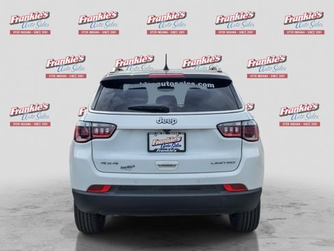 Used 2025 Jeep Compass Limited AWD/4WD image 4
