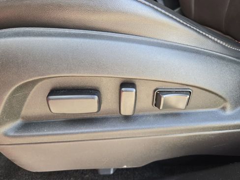 Used 2015 Chevrolet Equinox LTZ FWD image 17