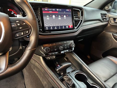 Used 2025 Dodge Durango GT image 21