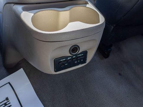 Used 2005 Ford Excursion Eddie Bauer image 28