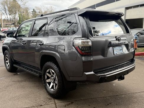 Used 2022 Toyota 4Runner TRD Off-Road Premium image 12