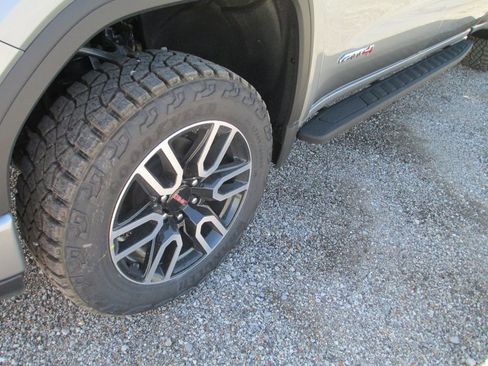 New 2026 GMC Sierra 1500 AT4 w/ AT4 Premium Package image 13