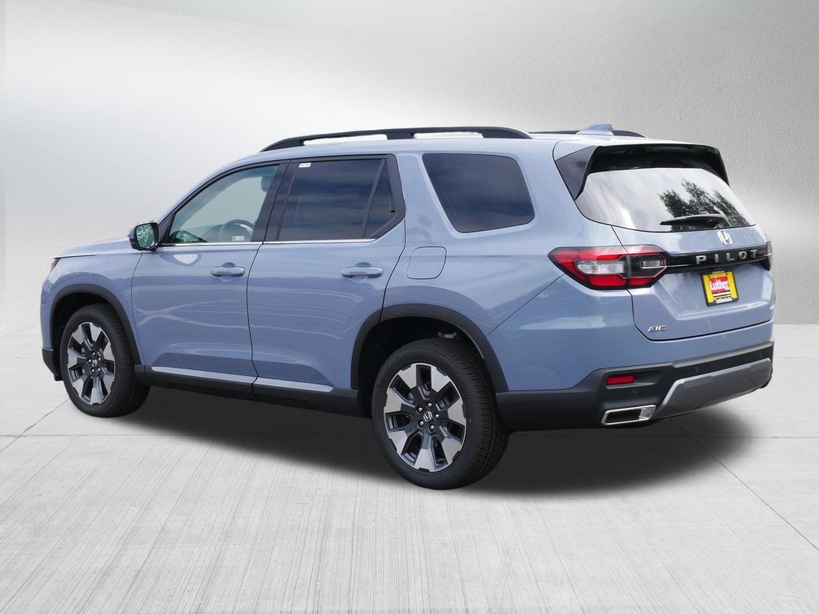 New 2026 Honda Pilot Elite image 5