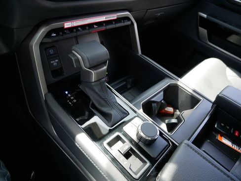 Certified 2025 Toyota Tundra Limited AWD/4WD image 23