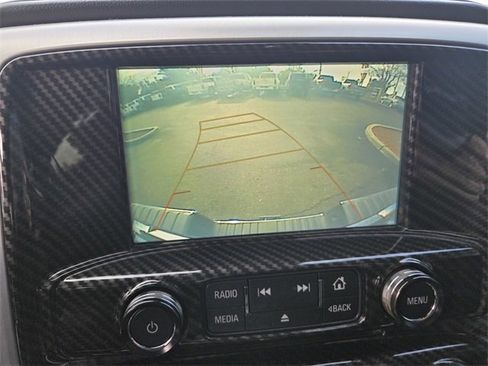 Used 2018 GMC Sierra 1500 SLT image 12