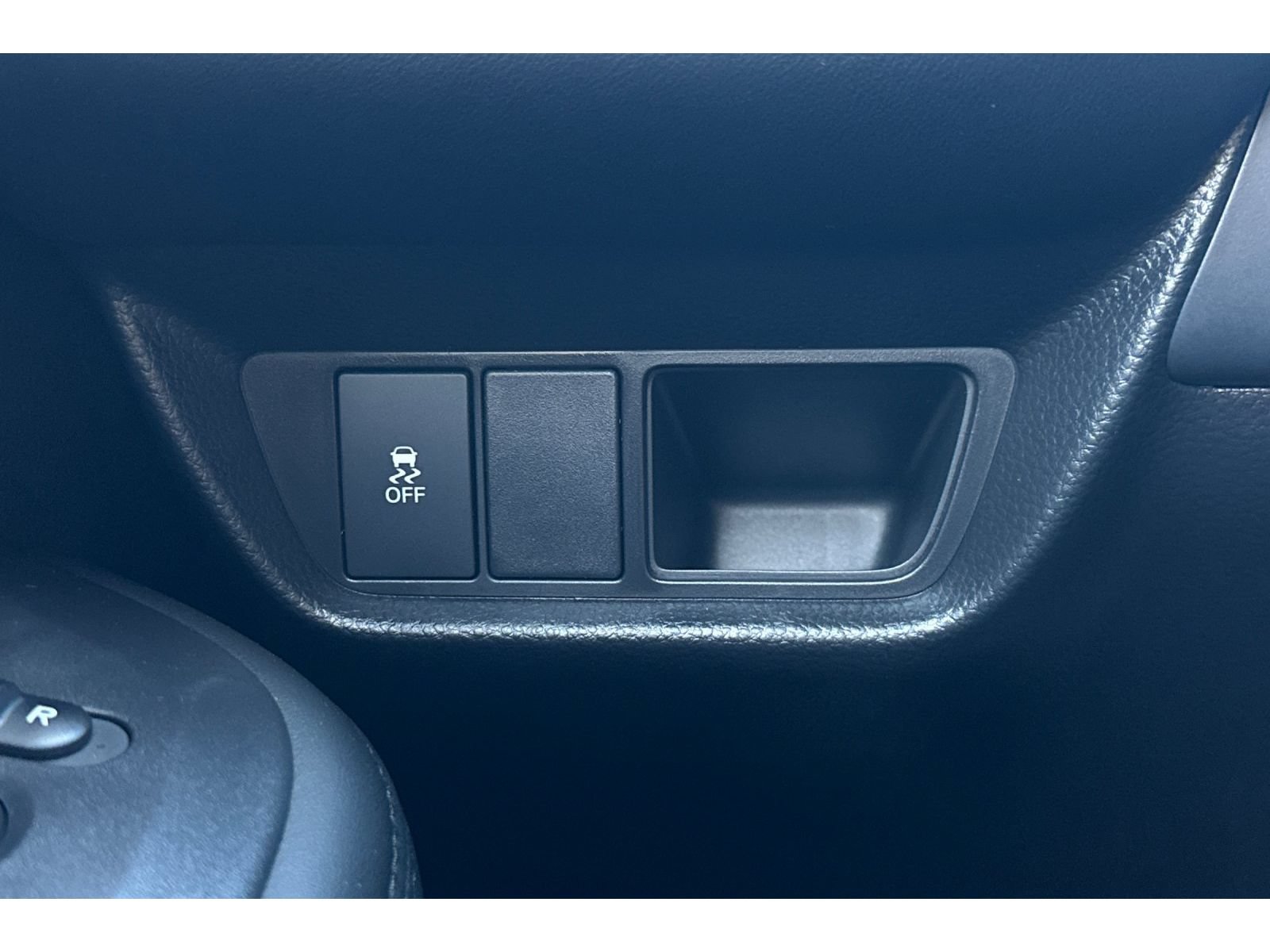 Used 2027 Honda HR-V LX image 43
