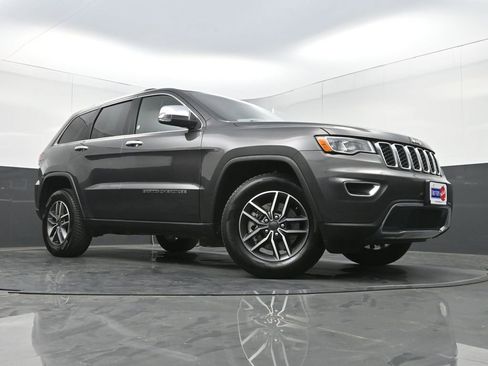 Used 2021 Jeep Grand Cherokee Limited image 24