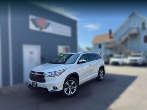 Used 2014 Toyota Highlander Limited AWD/4WD image 1