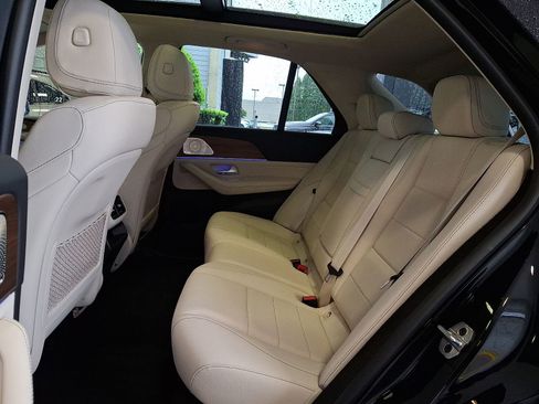 Used 2024 Mercedes-Benz GLE 350 4MATIC image 10