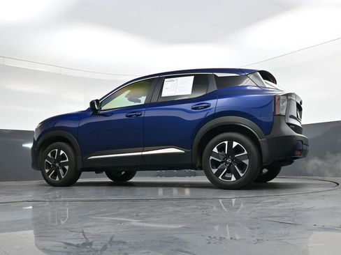 Certified 2025 Nissan Kicks SV image 39