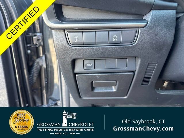 Used 2023 MAZDA MAZDA3 s FWD image 16