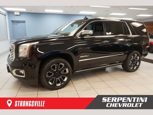 Used 2018 GMC Yukon Denali w/ Denali Ultimate Package AWD/4WD image 1