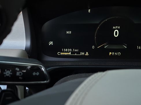 Used 2023 Lincoln Aviator Standard w/ Elements Package image 22