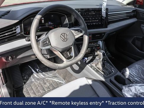 New 2026 Volkswagen Jetta SE FWD image 4