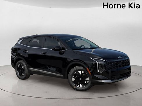 New 2026 Kia Sportage LX FWD image 2