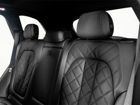 Used 2024 BMW X5 xDrive40i w/ Premium Essential Package image 28