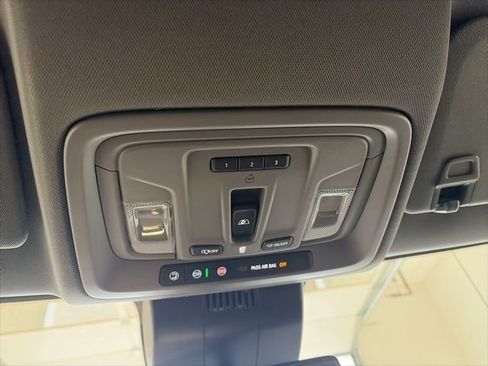 New 2026 Chevrolet Silverado 1500 RST w/ Redline Edition AWD/4WD image 20