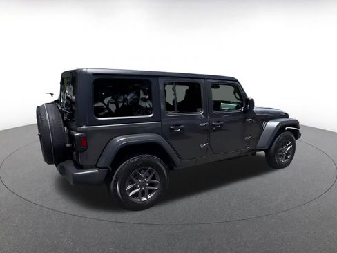 Used 2025 Jeep Wrangler Unlimited Sport AWD/4WD image 15