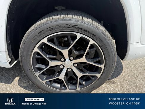 Used 2022 Jeep Grand Cherokee Summit AWD/4WD image 11