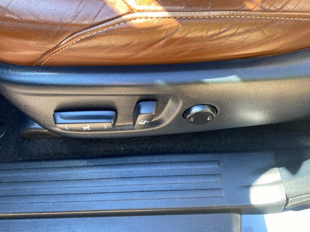 Used 2016 Toyota 4Runner SR5 RWD image 14