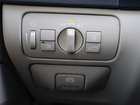 Used 2013 Volvo S60 T5 image 35