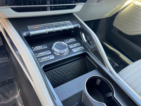 New 2026 Lincoln Nautilus Reserve image 28