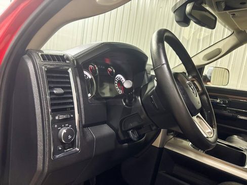 Used 2016 RAM 2500 Laramie w/ Convenience Group image 16