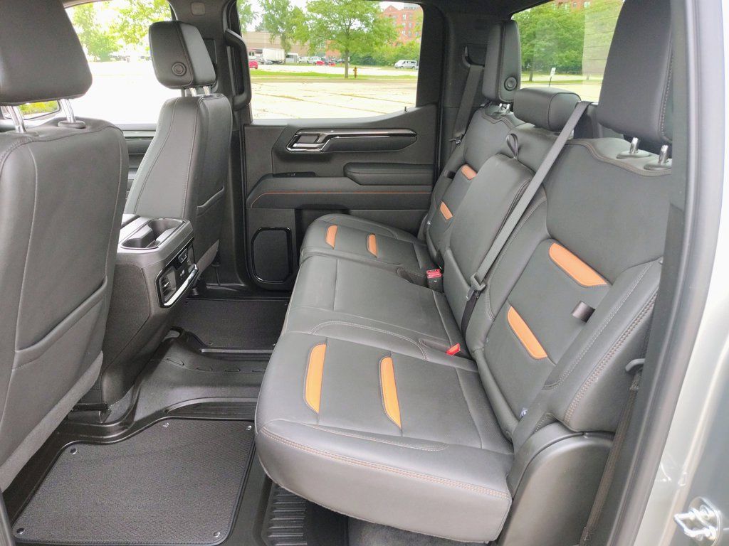 Used 2025 GMC Sierra 1500 AT4 AWD/4WD image 52