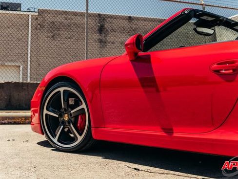 Used 2015 Porsche 911 Carrera S RWD image 27
