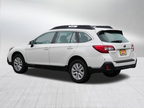 Used 2018 Subaru Outback 2.5i image 5