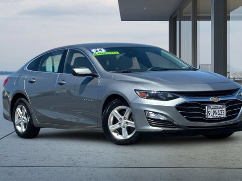 Used 2024 Chevrolet Malibu LT FWD image 2