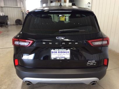Used 2023 Ford Escape AWD