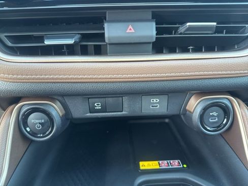 Used 2026 Toyota Grand Highlander AWD Hybrid image 34