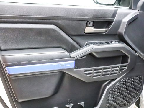 Used 2024 Toyota Tacoma TRD Sport image 20