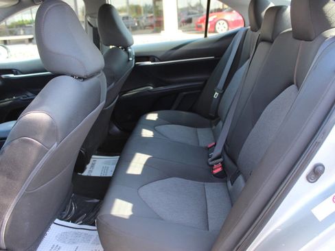 Used 2019 Toyota Camry LE image 14