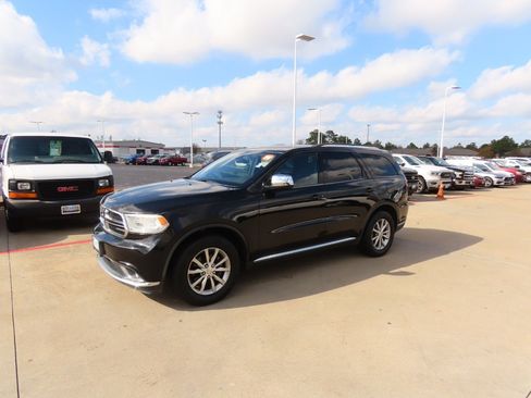 Used 2017 Dodge Durango SXT w/ Quick Order Package 23B image 2