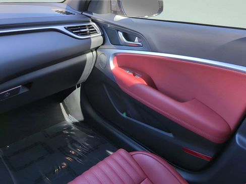 Used 2025 Genesis G70 3.3T Advanced image 15