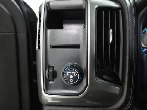 Used 2018 Chevrolet Silverado 1500 LTZ w/ Texas Edition RWD image 12