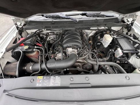 Used 2016 GMC Sierra 1500 SLE w/ All-Terrain Package AWD/4WD image 31