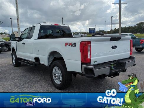 Used 2025 Ford F350 XLT image 7