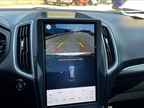 Used 2022 Ford Edge ST-Line image 12