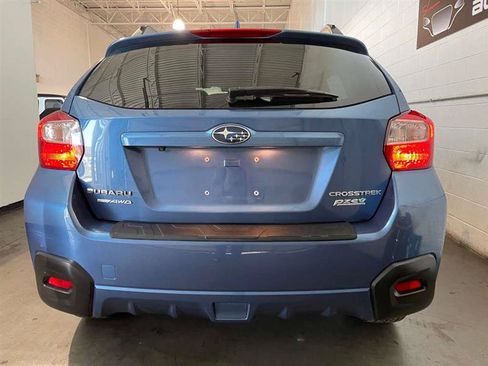 Used 2017 Subaru Crosstrek 2.0i Premium AWD/4WD image 6