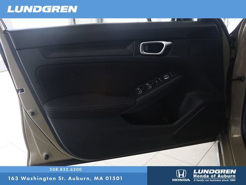 Used 2025 Honda Civic Sport image 10